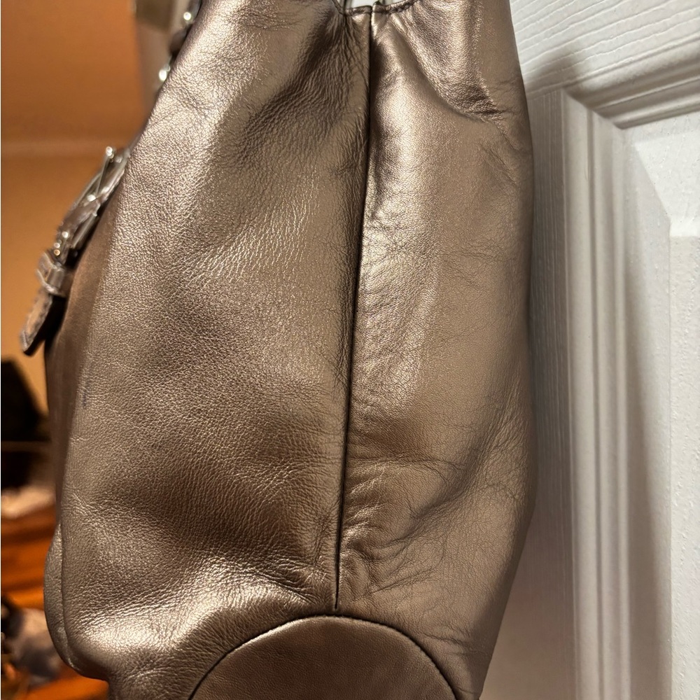 Coach Y2K M1159-F18751 SoHo Large Metallic Bronze Leather Buckle Flap Hobo EUC - Picture 3 of 13